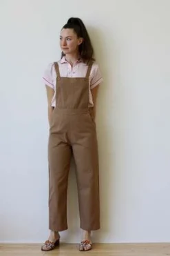 Ali GoldenFitted Overall Jumper - Camel