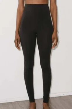 BaserangeOleta Legging - Black