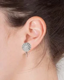 D'HEYGEREDaisy Stud - White/Silver