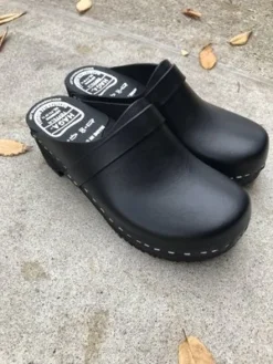 Haga ToffelnSwedish Clogs - Black
