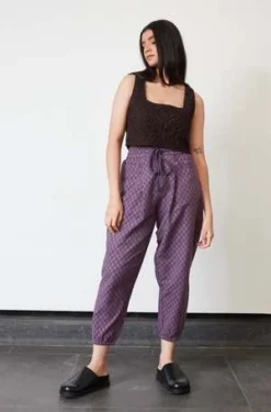 RUJUTA SHETHJogger Pant - Mauve Chex