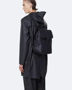 RainsRAINS BUCKET BACKPACK - BLACK