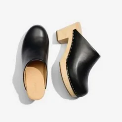 NisoloAll Day Heeled Clog - Black