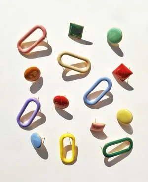 Matter Matters GalleryOval Earrings - Enamel Green - Image 7