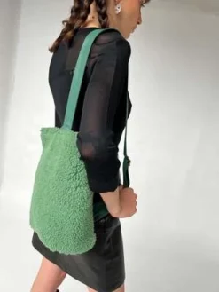 PrimecutSling Bag - Mint Shearling