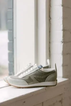 Rag & BoneRetro Runner Mesh - Oak