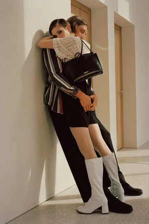 Kozha NumbersTHE GRANDE SIESTA Bag - Black - Image 5