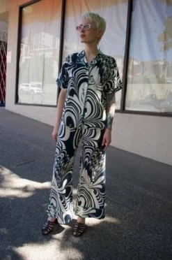 Untitled In MotionEmissus Pant - Black