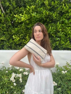 Ancient AmazonsUrgull Flat Clutch - Blue Stripes