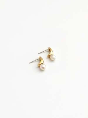 Wolf CircusBetsy Earrings - Gold - Image 3