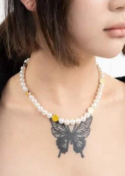 DEPARTMENTUnisex DEPARTMENT Yellow Smily Faces And Pearls Necklace - Silver